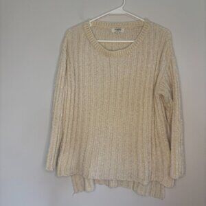 UMGEE Small Chenille Ivory Long Sleeve Sweater Hi Lo Hem Texture Soft